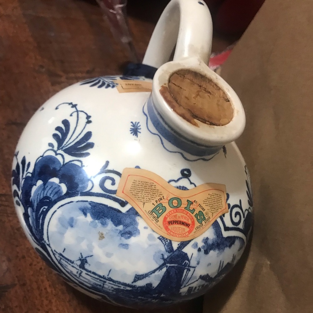 VINTAGE BOLS DELFT AMSTERDAM HOLLAND WINDMILL DECANTER